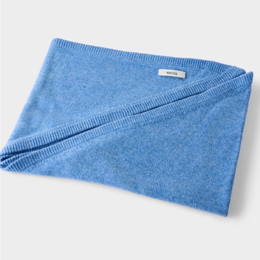 Aritzia Cashmere Triangle Scarf Wrap